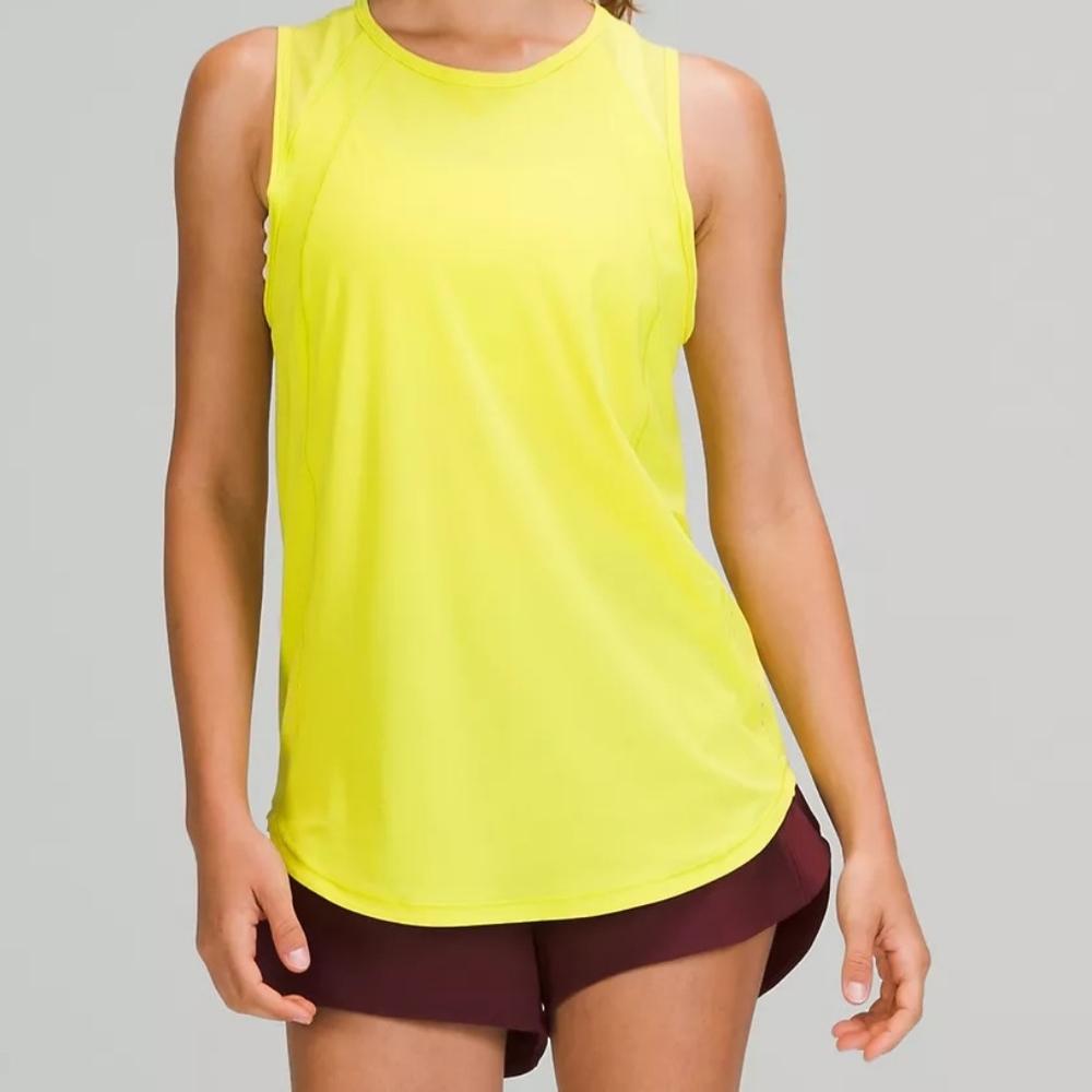 Lululemon Sculpt tank top, Size 14, Yellow Serpentine